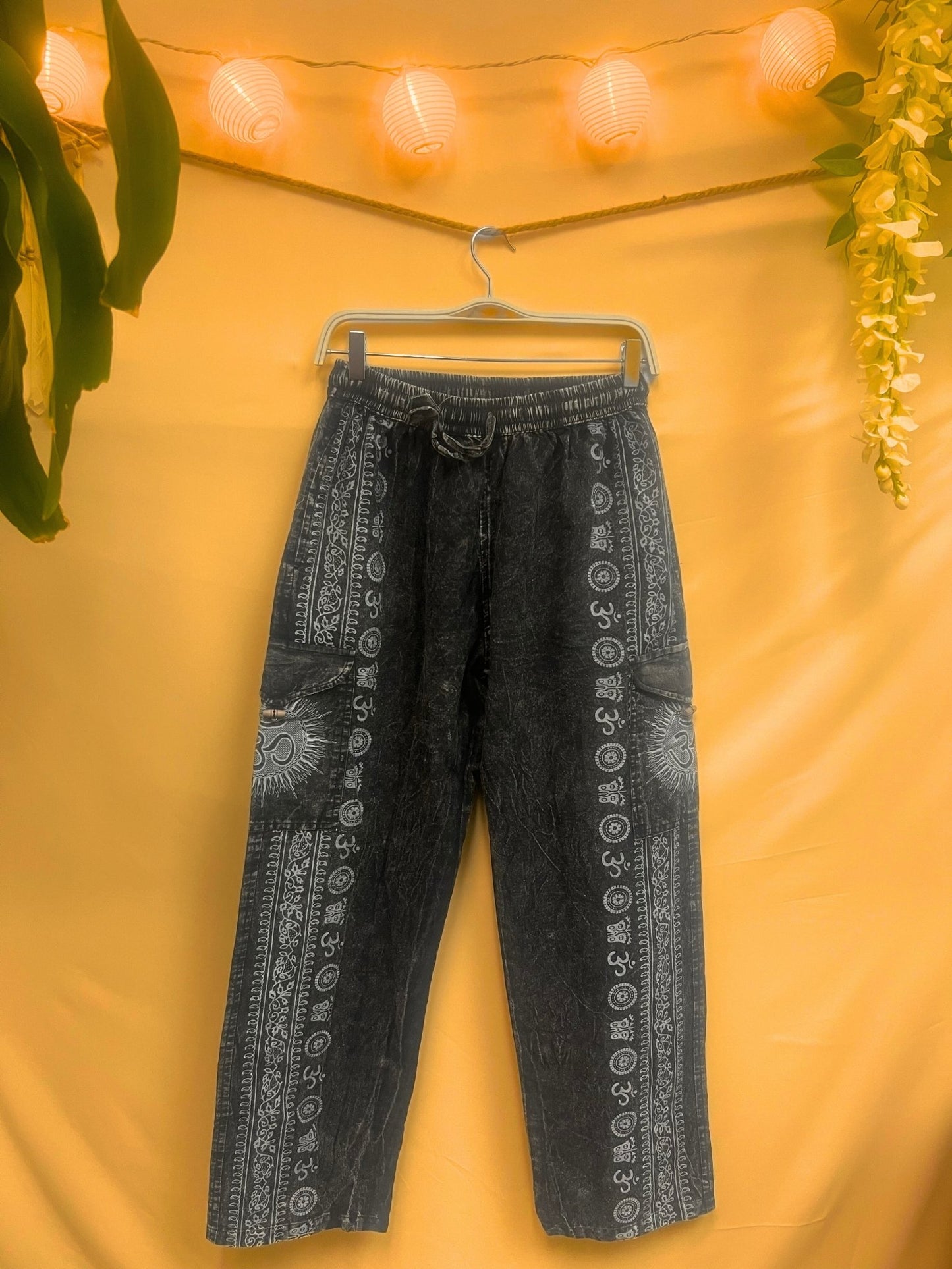 Box Cargo Festival Yoga Pants - Kalika Fashion